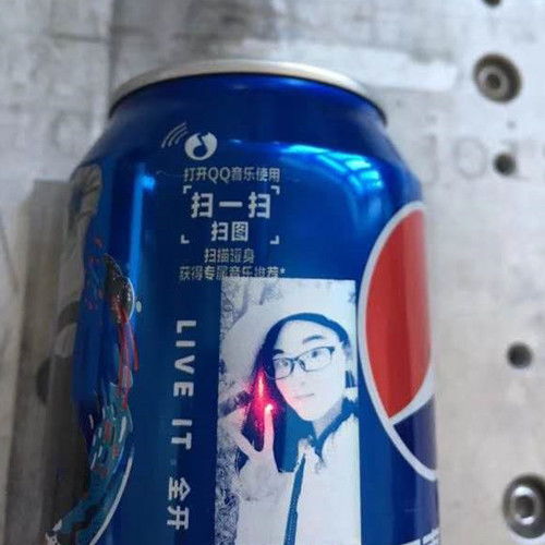 上海厂家易拉罐刻图打字光纤激光打标机